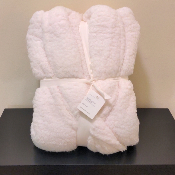 Pottery Barn Other - Teddy Bear Faux Fur Robe